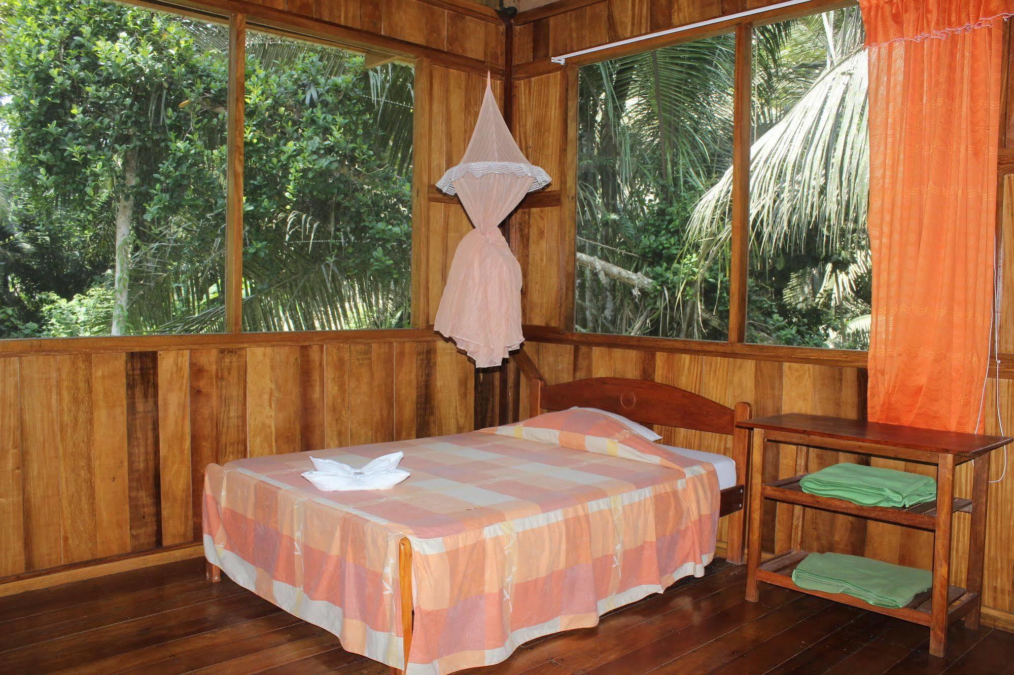 Monte Amazonico Lodge Тамбопата Экстерьер фото